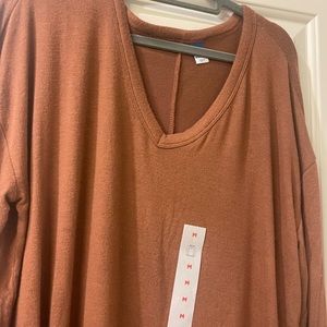 Women’s New With Tags Old Navy Sweater Size Medium